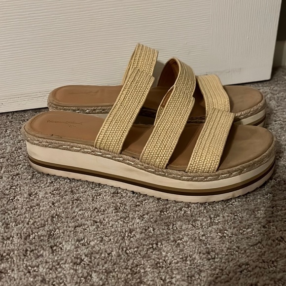 🔸Short platform - Picture 2 of 3